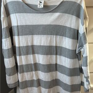 Black Dog Gray and White Striped Long Sleeve Top